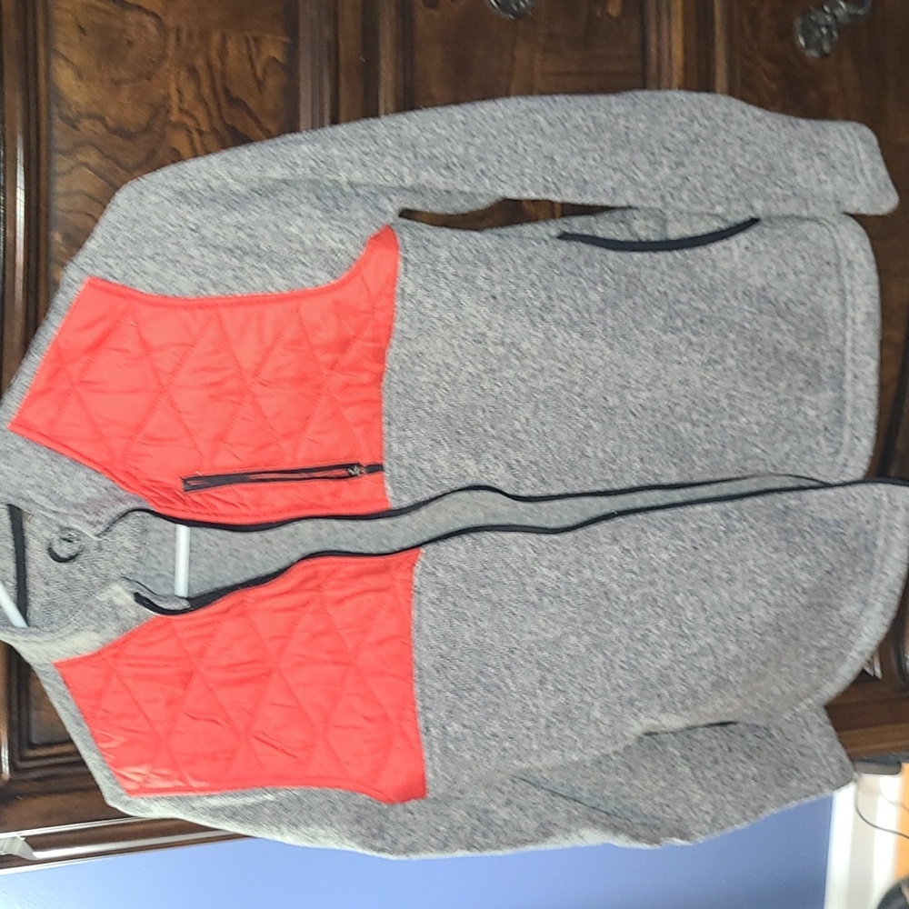 Zyia zip up jacket